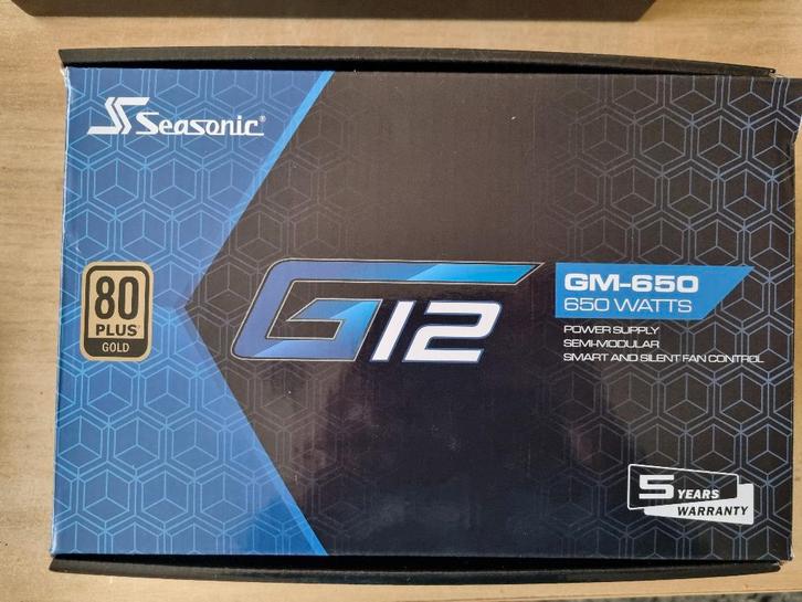Voeding Seasonic G12 GM 650W 80 Plus Gold watt modulair, Computers en Software, Interne voedingen, Zo goed als nieuw, Ophalen