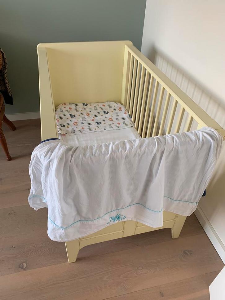 Ledikantje + beddengoed, Kinderen en Baby's, Babywiegjes en Ledikanten, Gebruikt, Ledikant, Ophalen of Verzenden