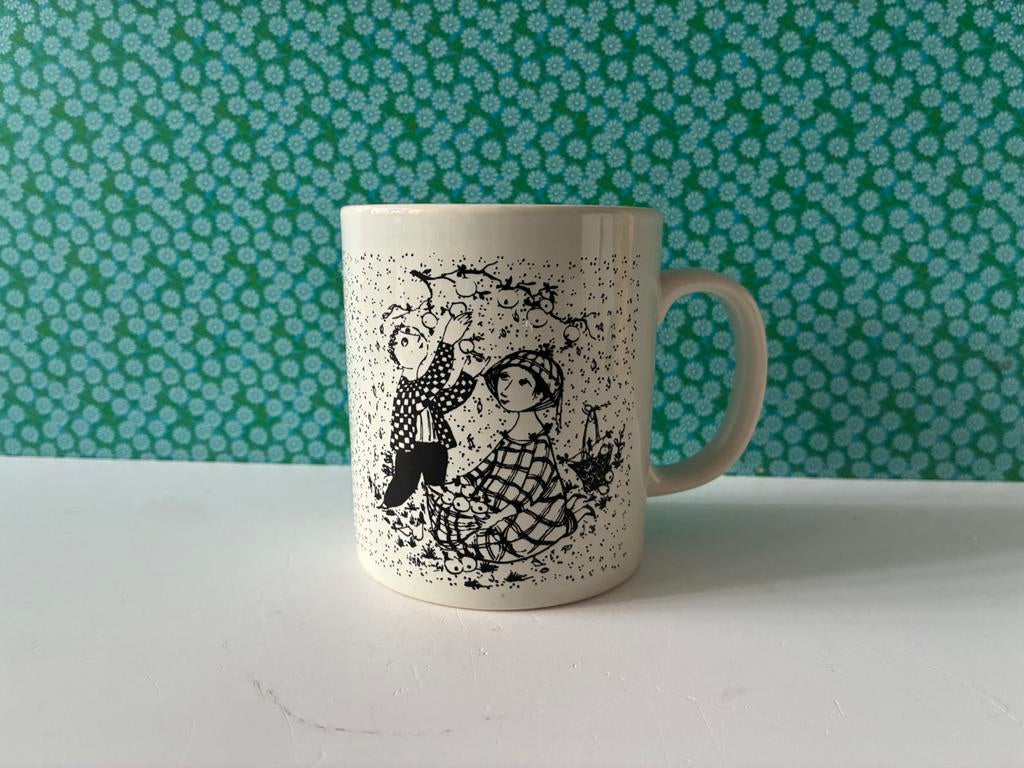 Vintage mok Bjørn Wiinblad ; Oktober Paradis Denmark, Huis en Inrichting, Keuken | Servies, Overige materialen, Gebruikt, Ophalen of Verzenden