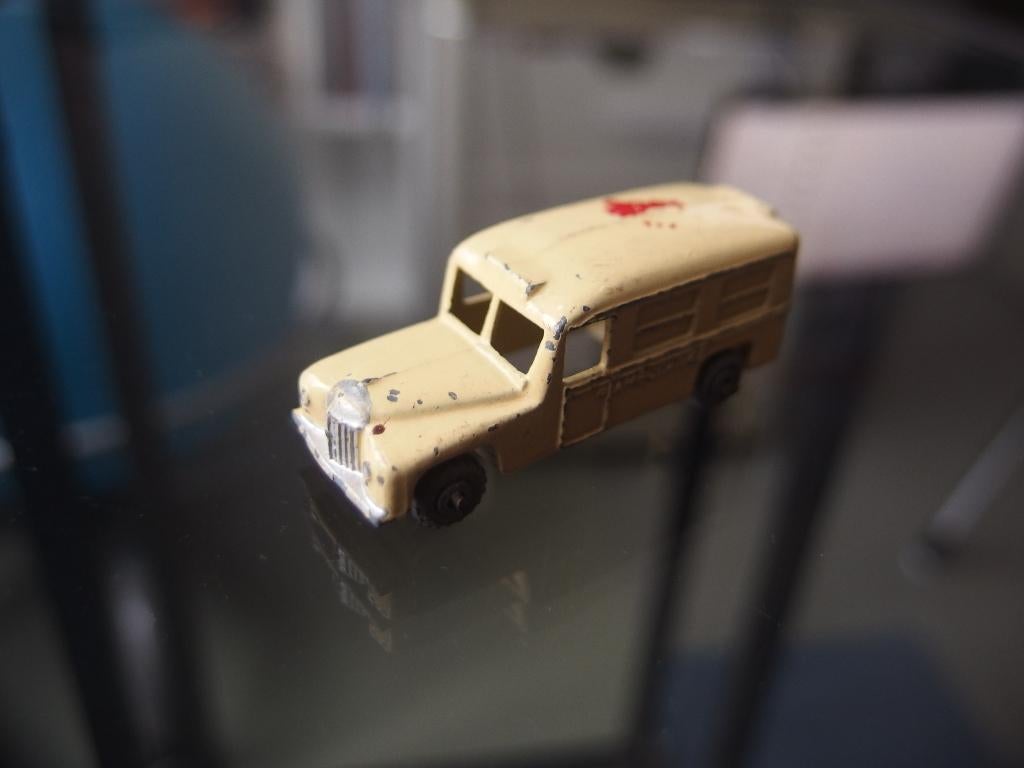 Matchbox Daimler Ambulance no 14(a) (1955-1957), Ophalen of Verzenden, Gebruikt, Auto