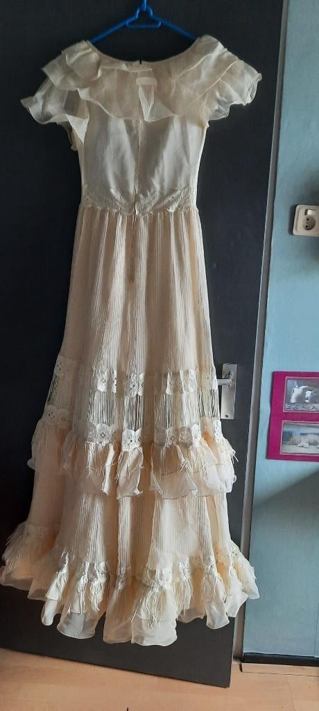 trouwjurk ,hoed ,schoenen tasje vintage, Kleding | Dames, Trouwkleding en Trouwaccessoires, Ophalen of Verzenden, Gedragen, Beige