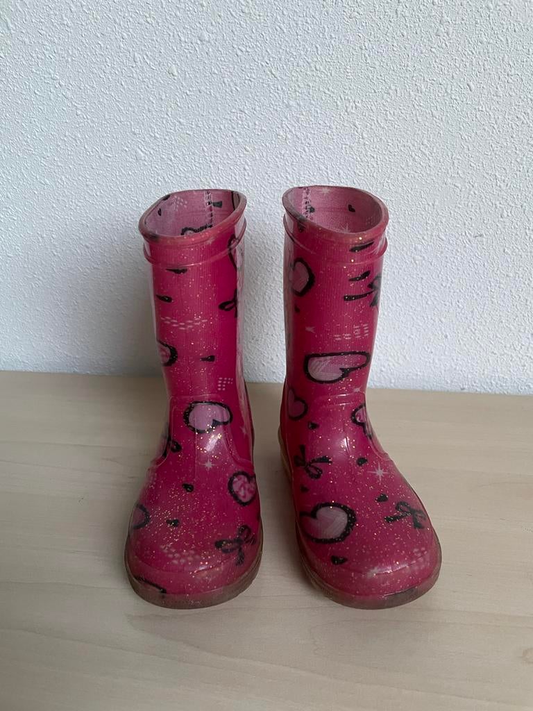 Roze regenlaarzen met hartjes - Maat 24, Gebruikt, Meisje, Ophalen of Verzenden, Laarzen