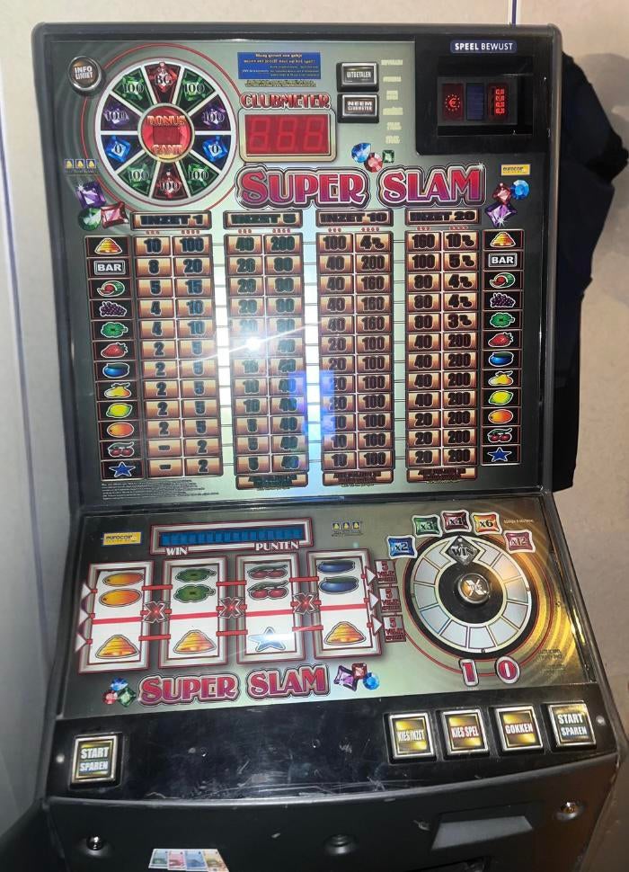 Gokkast (Defecte voeding), Euro, Ophalen, Zo goed als nieuw