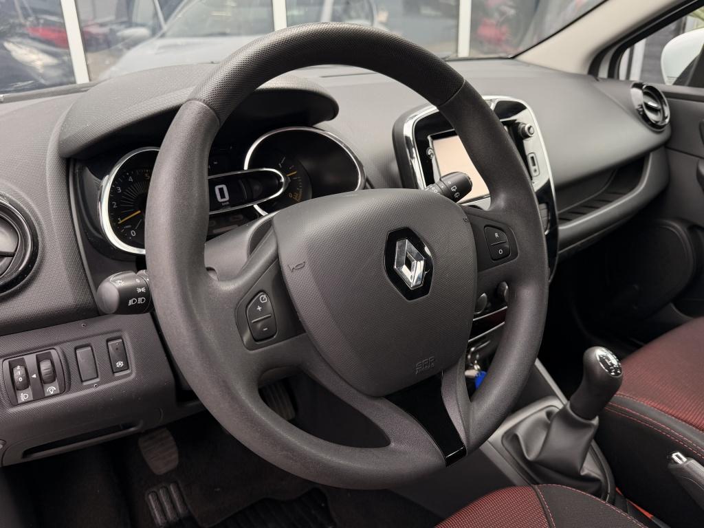 Renault Clio 1.5 dCi Expression Airco Navi NAP! Inruil mogel, Auto's, Gebruikt, 4 cilinders, 96 €/maand, Wit