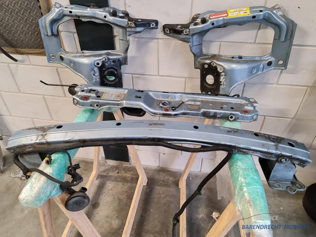 Voorfront Opel Tigra B TT TwinTop voor front bumperbalk slot, Gebruikt, Voor, Opel Automobile GmbH, Ophalen of Verzenden