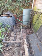 Gietijzeren onderstellen. 2 stuks, Ophalen, Rechthoekig, 50 tot 100 cm