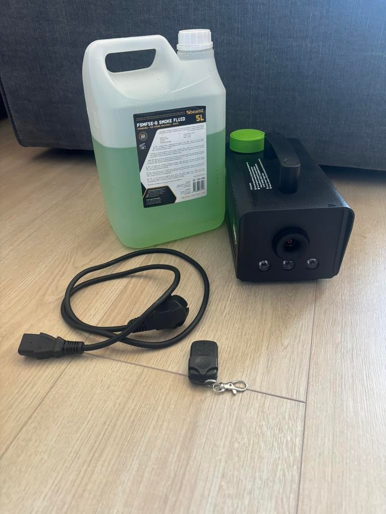 Rookmachine + vloeistof, Hobby en Vrije tijd, Ophalen of Verzenden, Zo goed als nieuw, Overige