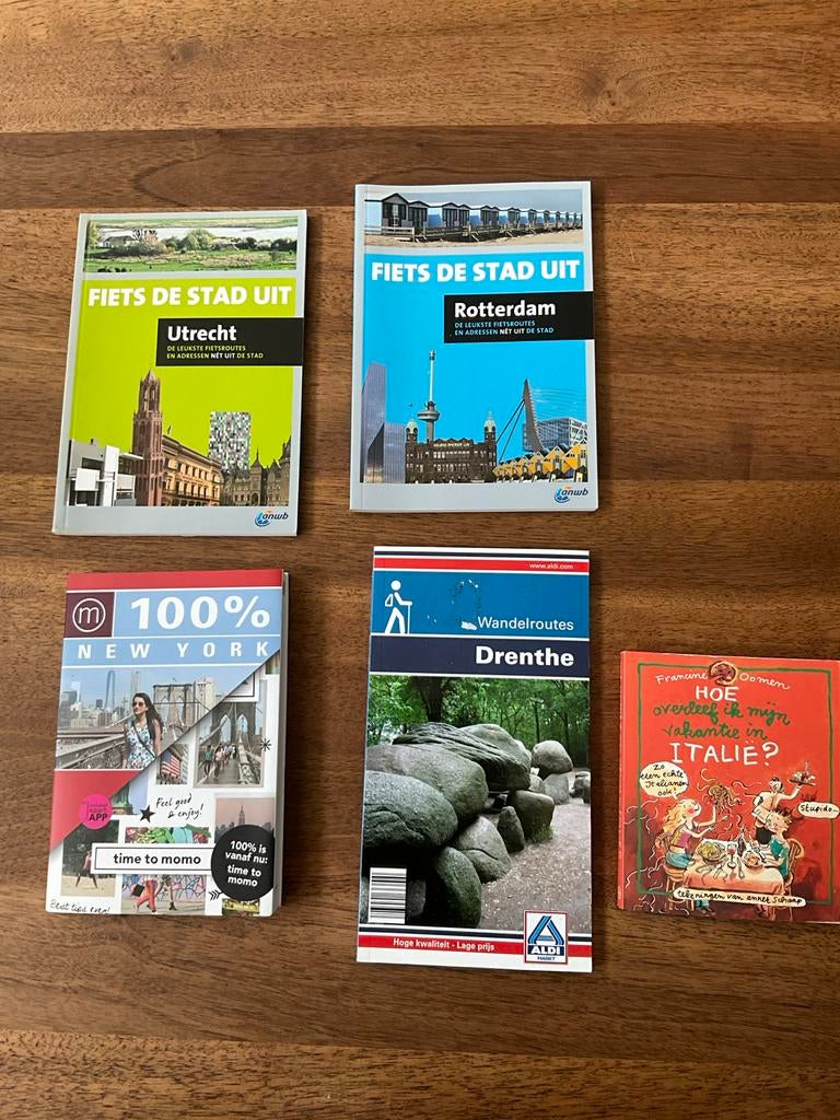 Reisgidsen en fietsroutes: Utrecht, Rotterdam, New York, Dre, Gelezen, Ophalen of Verzenden, Reisgids of -boek, ANWB