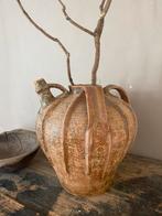 Prachtig grote 18e eeuws Frans aardewerk walnoot olie kruik, Ophalen of Verzenden