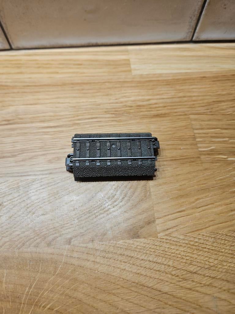 Märklin 24064 C-rail recht 64,3 mm (5 stuks), Wisselstroom, Rails, Ophalen of Verzenden, Zo goed als nieuw