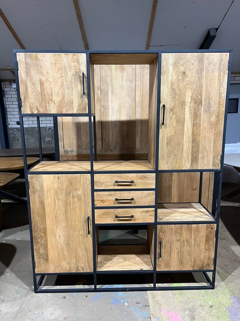 Nieuwe wandkast 160 breedt €650,-, Ophalen, Nieuw, 25 tot 50 cm, 150 tot 200 cm