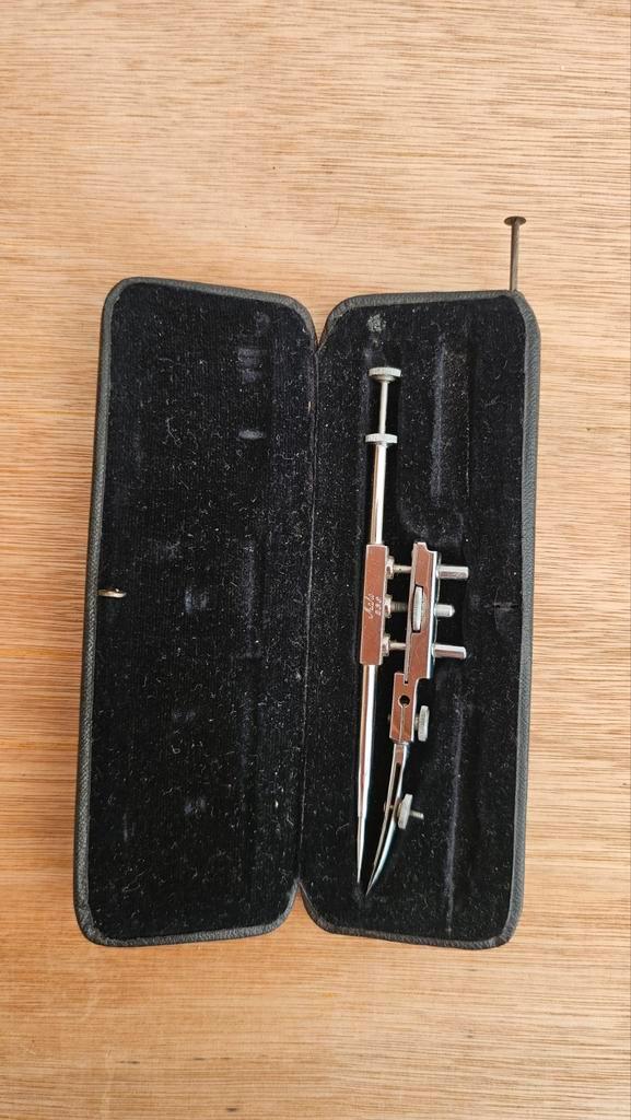 Vintage passer set in doos – tekeninstrument, Hobby en Vrije tijd, Tekenen, Gebruikt, Overige typen, Ophalen of Verzenden