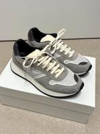 Nieuw Common Projects sneakers maat 42 runners grijs, Kleding | Heren, Overige kleuren, Nieuw, Ophalen of Verzenden, Sneakers of Gympen
