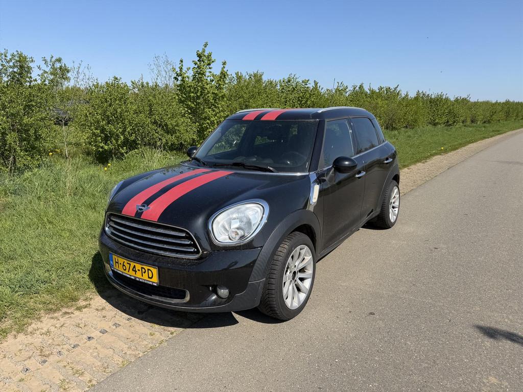 Mini Countryman 1.6D ONE 82KW, Auto's, Mini, Euro 5, Stof, Gebruikt, Zwart