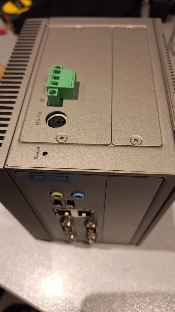 Advantech UNO-1150E Industriële Computer, Computers en Software, Desktop Pc's, Gebruikt, Onbekend, HDD, Minder dan 4 GB, Ophalen of Verzenden