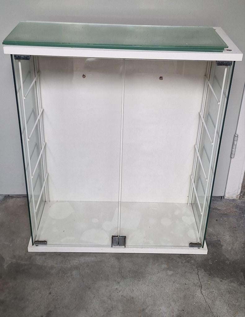 Wand Vitrinekast., Dieren en Toebehoren, Ophalen