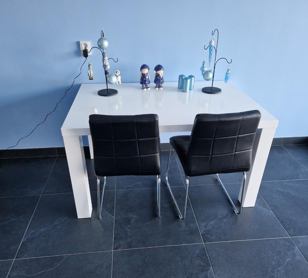 Ikea Toresund eettafel met 4 stoelen, 100 tot 150 cm, Zo goed als nieuw, Rechthoekig, 50 tot 100 cm