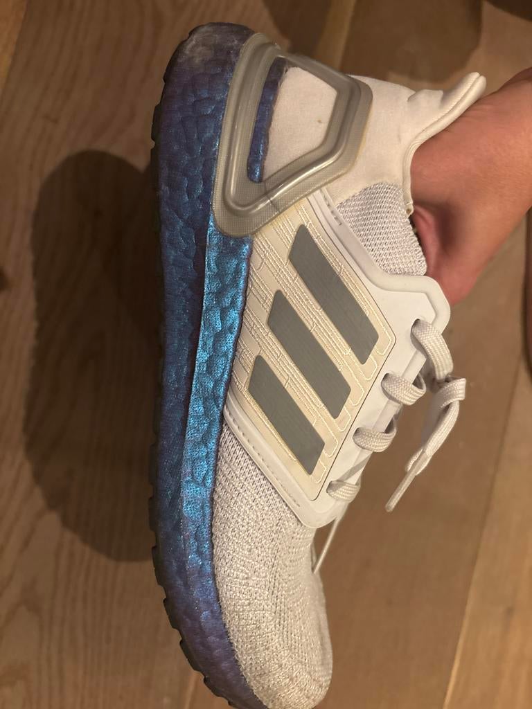 Adidas ISS Ultra Boost Dames Sneakers Maat 39, Ophalen of Verzenden, Zo goed als nieuw, Wit, Sneakers of Gympen