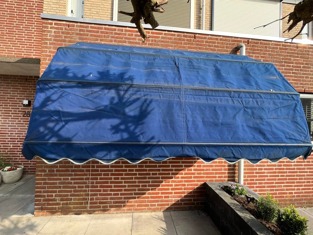 GRATIS - Blauwe markies in gebruikte staat, Ophalen of Verzenden, Gebruikt, Markies