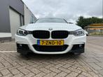 BMW 3-Serie 316i AUT 2015 Wit m pakket, Auto's, BMW, Automaat, 4 cilinders, Alcantara, Wit