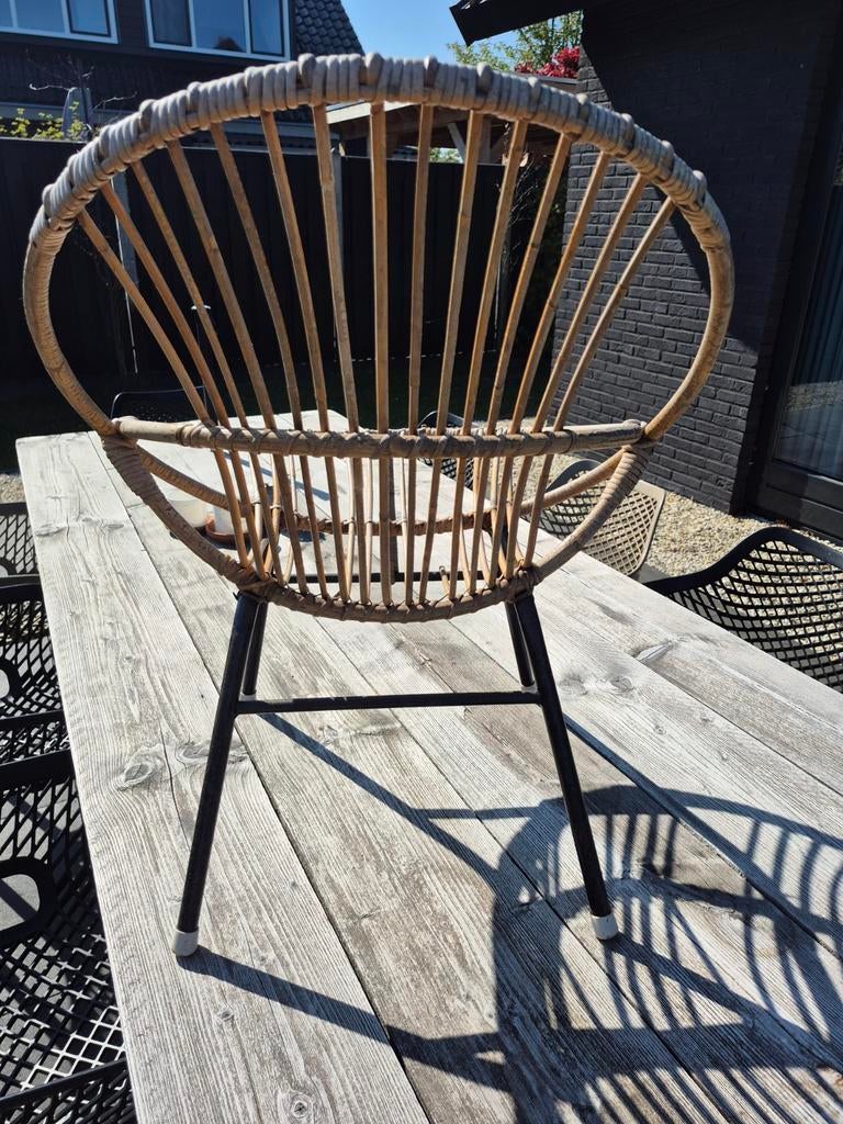 Rotan stoeltje - Leuk met kussentje erop!, Huis en Inrichting, Stoelen, Ophalen, Gebruikt, Overige kleuren, Riet of Rotan