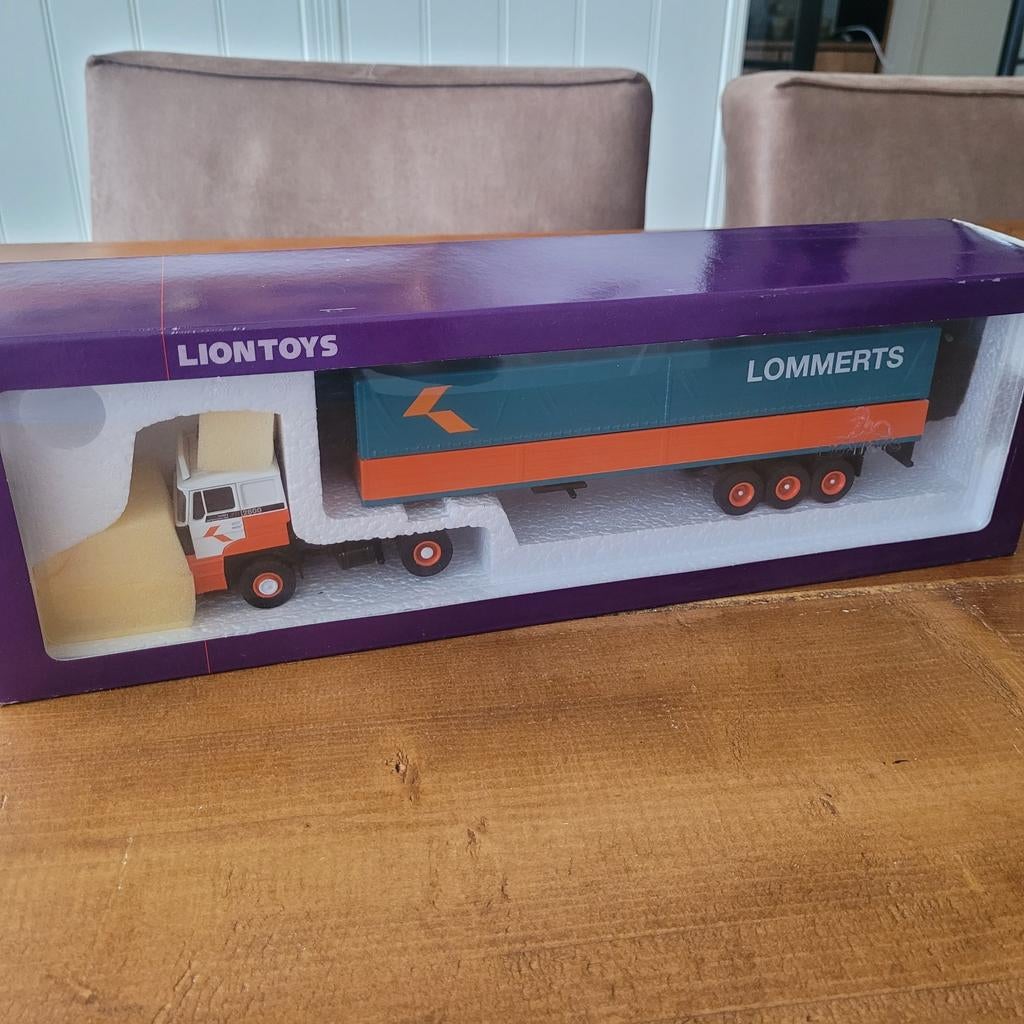 Daf lommerts lion toys, Hobby en Vrije tijd, Modelauto's | 1:50, Ophalen of Verzenden, Bus of Vrachtwagen, Lion Toys
