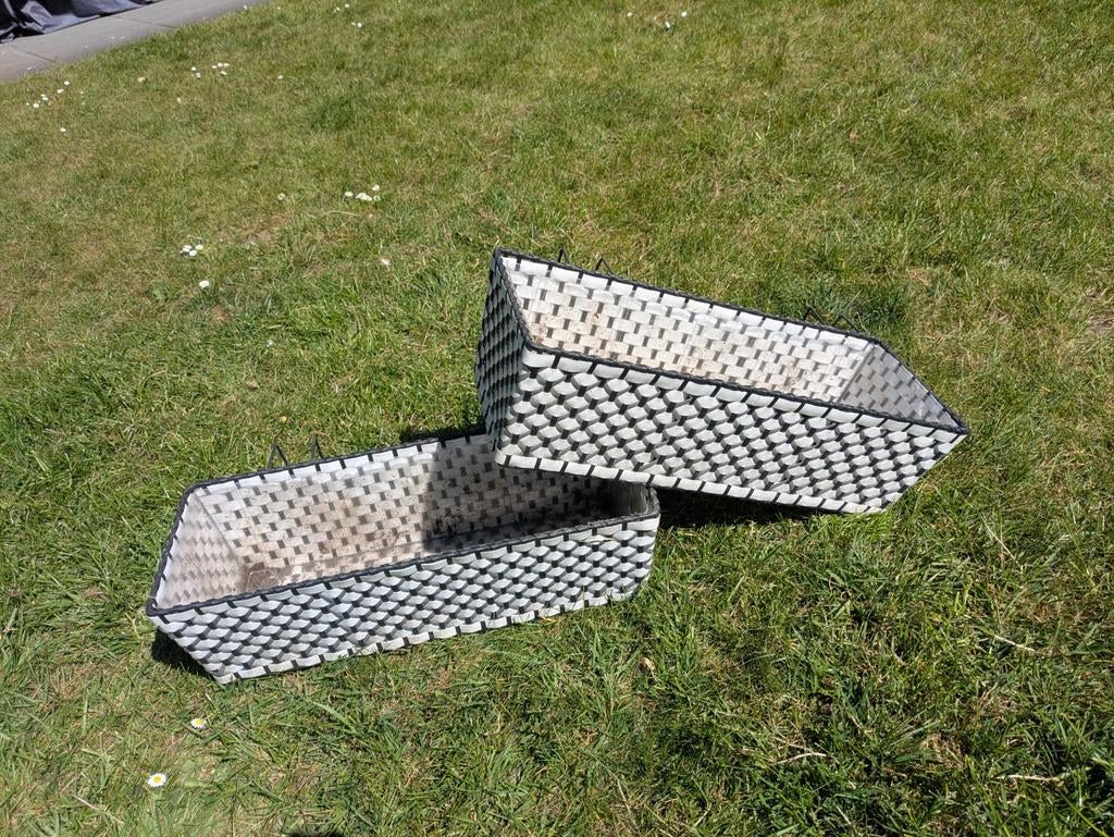 IKEA Bloembakken met plastic binnenband, Ophalen, Kunststof, Minder dan 30 cm, 60 tot 100 cm