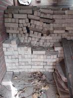 Gratis bestrating (ca. 300 stuks) af te halen in Schalkhaar, Tuin en Terras, Tegels en Klinkers, Ophalen, Gebruikt, Klinkers, 10 m² of meer
