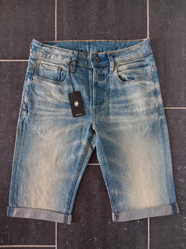G-star Raw korte broek blue denim 3301 maat 28 gloednieuw!!!, Kleding | Heren, Spijkerbroeken en Jeans, Nieuw, Overige jeansmaten