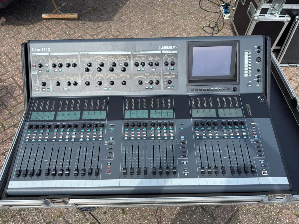 Allen & Heath I-live T112 incl idr48 te koop, Ophalen, Gebruikt, 20 kanalen of meer, Microfooningang