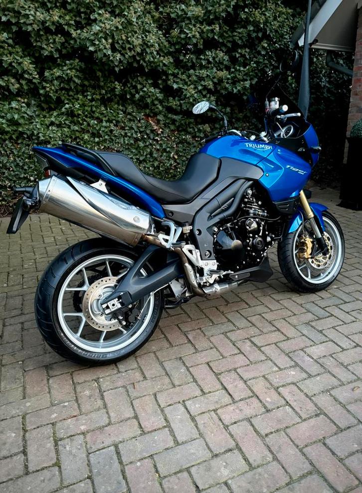 Zeer nette Triumph TIGER 1050 2008, Motoren, Motoren | Triumph, Bedrijf, Toermotor, meer dan 35 kW, 2 cilinders, Motorrijbewijs A