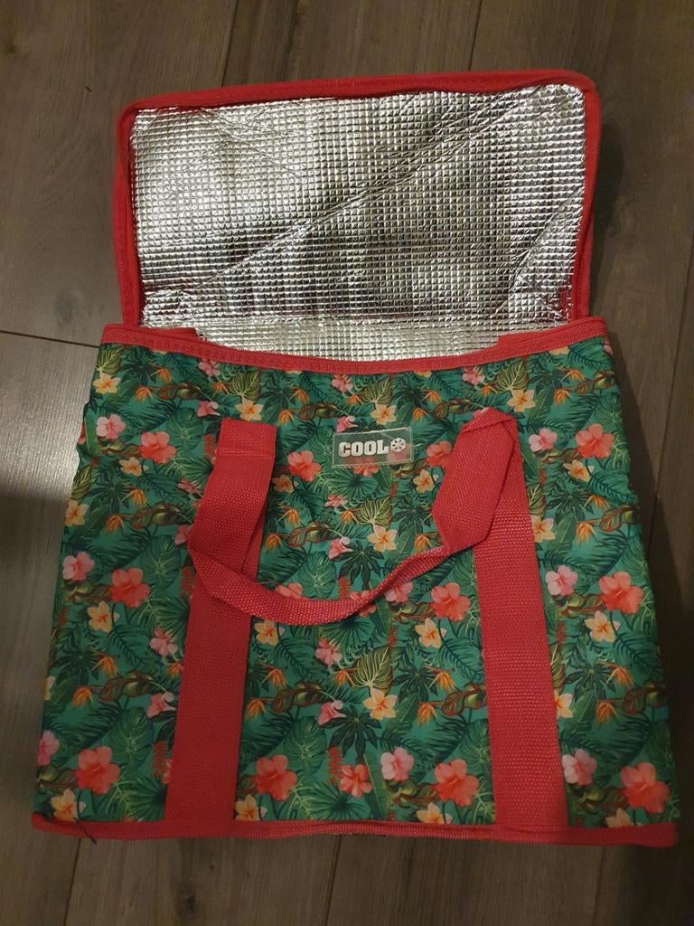 Koeltas met bloemenprint, Ophalen