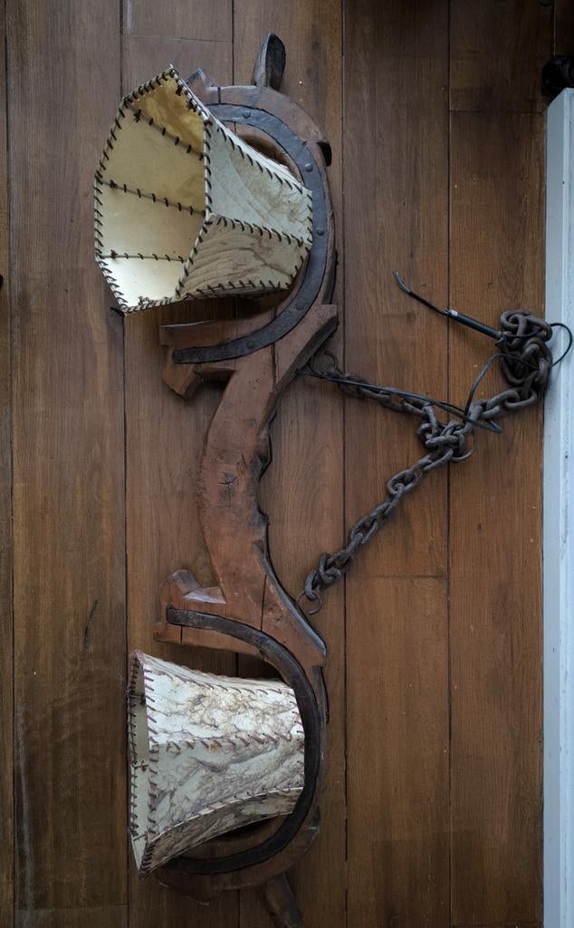 Rustieke Hanglamp Antiek Ossenjuk jukkenlamp landelijke lamp, Ophalen of Verzenden, Rechthoekig