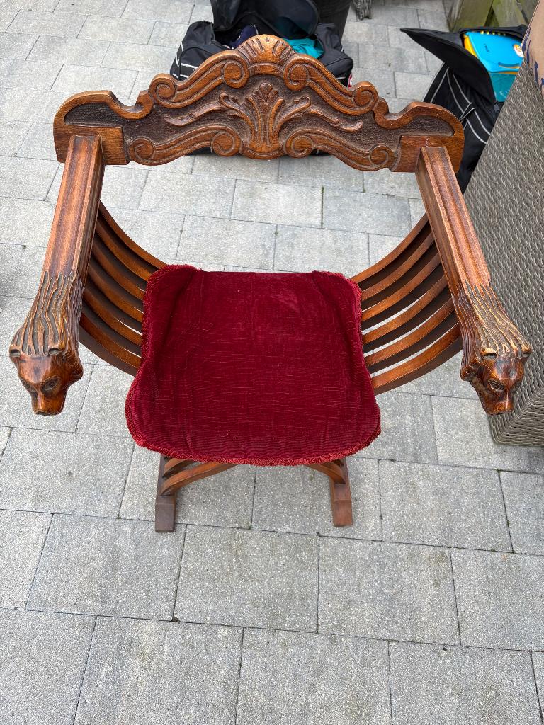 antiek stoeltje, Antiek en Kunst, Antiek | Meubels | Stoelen en Banken, Ophalen