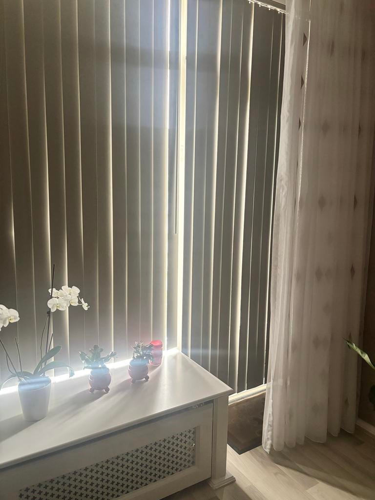 Timo Taub verticale lamellen taupe 337,9x209 cm, Huis en Inrichting, Stoffering | Gordijnen en Lamellen, Gebruikt, 200 cm of meer