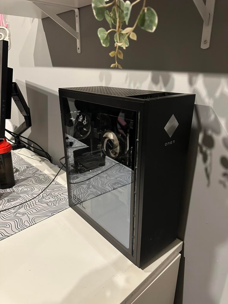 Game pc setup, Computers en Software, Desktop Pc's, Gebruikt, 4 Ghz of meer, SSD, Ophalen