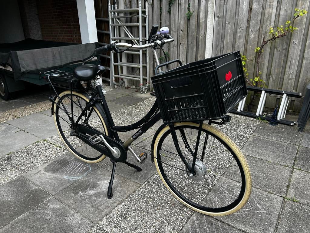 Batavus elektrische fiets met krat - Zo goed als nieuw, Ophalen, Batavus, Zo goed als nieuw, 51 tot 55 cm