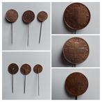 Zwitserse munten op speld 1948-1957-1963, Ophalen of Verzenden, Gebruikt, Overige onderwerpen