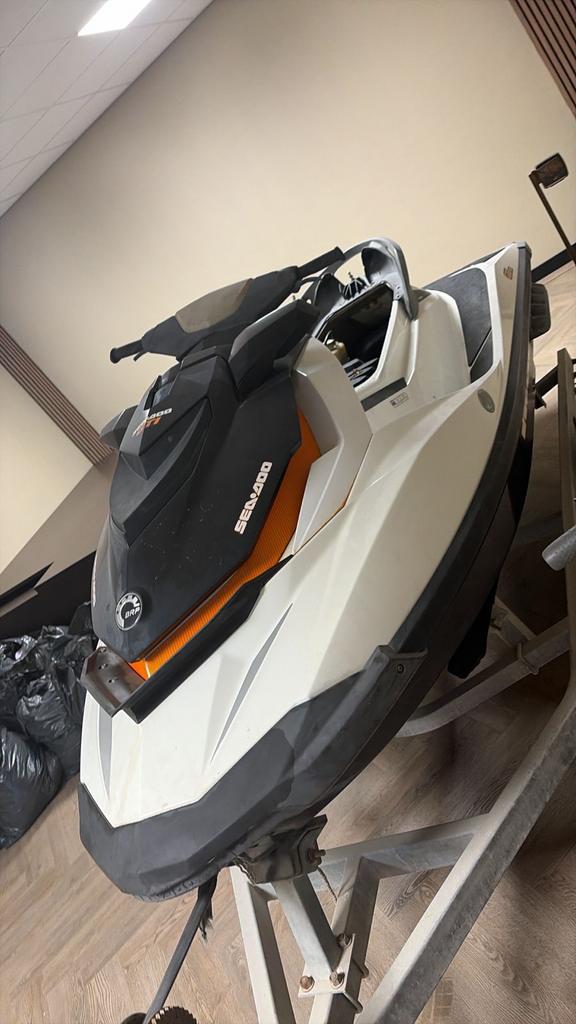 Sea-doo GTI 130 met trailer 56 uur opknapper seadoo, Watersport en Boten, Jetski's en Waterscooters, Ophalen, Gebruikt, Benzine