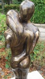 OMHELZING/ bronzen tuinbeeld / liefde / 45 cm hoog, Nieuw, Info@huisentuindecoratiemarie.nl, Mensenbeeld, Huis en tuin decoratie marie