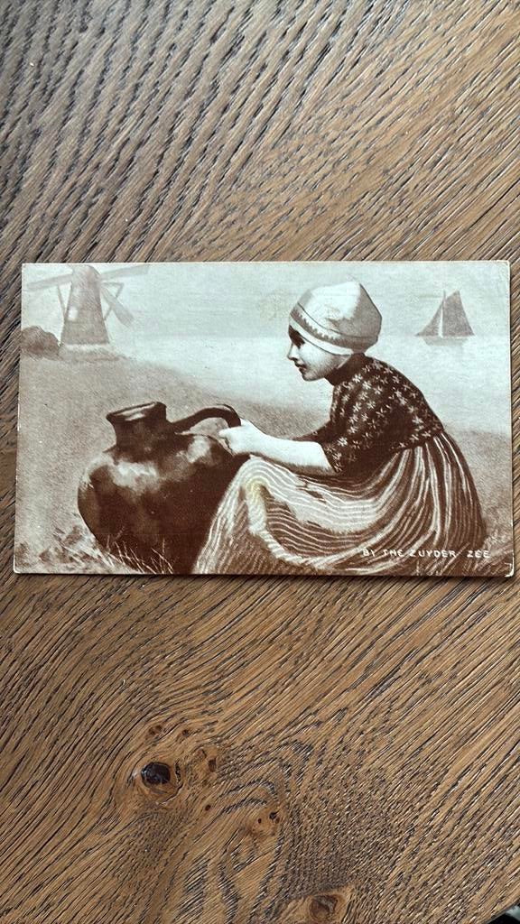 By de Zuyderzee. Hollands  meisje met grote kruik.1907, Ophalen of Verzenden, Voor 1920, Gelopen, Kinderen