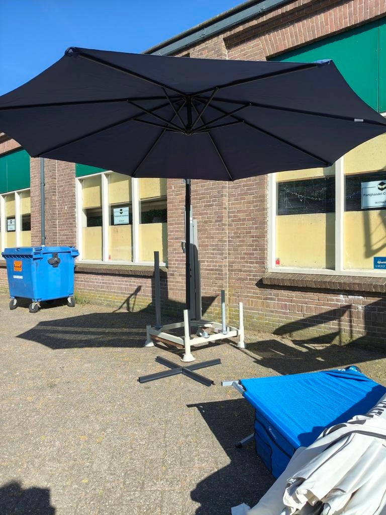 Aangeboden Nieuwe Zweef Parasol, Ophalen, Nieuw, Zweefparasol