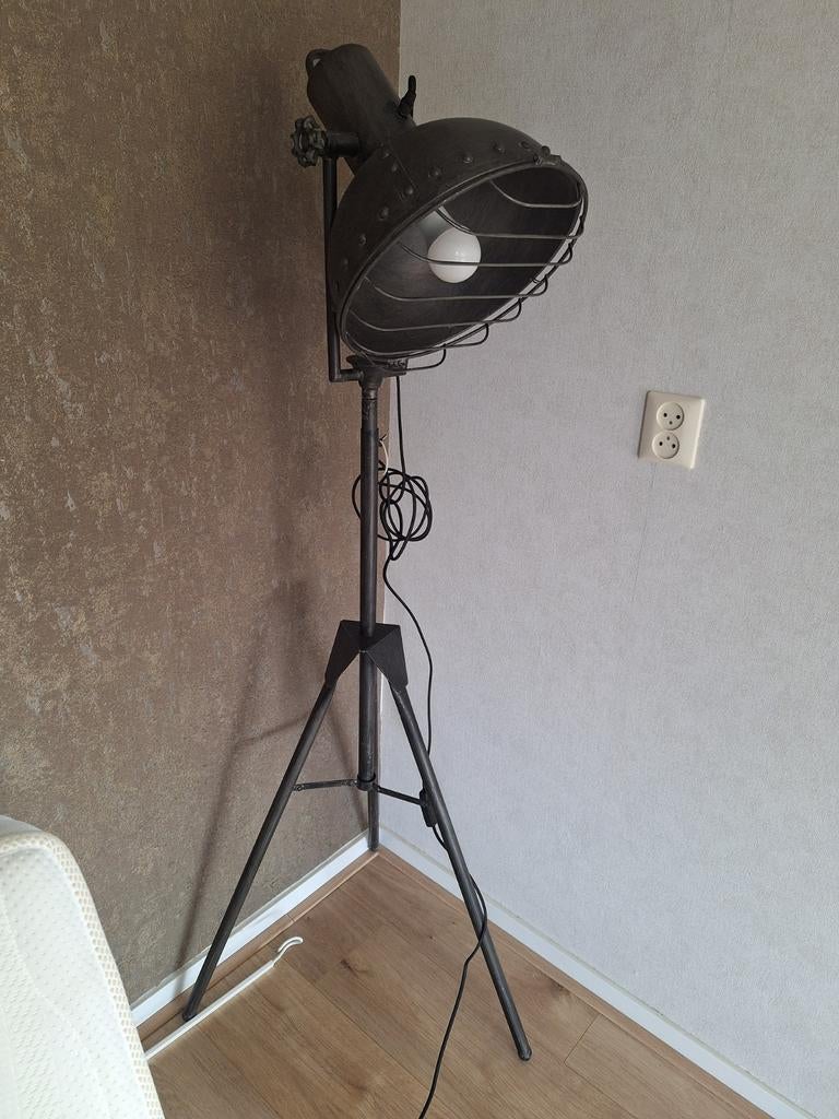 Staande lamp, Huis en Inrichting, Lampen | Vloerlampen, Ophalen, 150 tot 200 cm