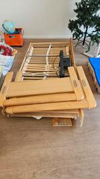 Elektrisch verstelbaar grenen bed - Goed functionerend, Huis en Inrichting, Ophalen, Eenpersoons, Hout, Verstelbaar