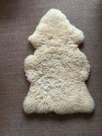 Mooie schapenvacht +/- 100x60 cm wollen vacht, 100 tot 150 cm, Wit, Zo goed als nieuw, Overige vormen
