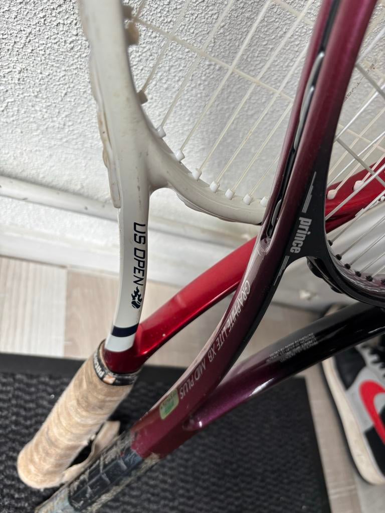 Twee tennisrackets, Prince en US Open, Sport en Fitness, Tennis, Ophalen of Verzenden, Gebruikt, Racket, Prince