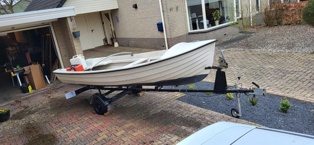 Polyester bootje compleet met motor en trailer!, Ophalen, Gebruikt, Twee personen, Overige typen