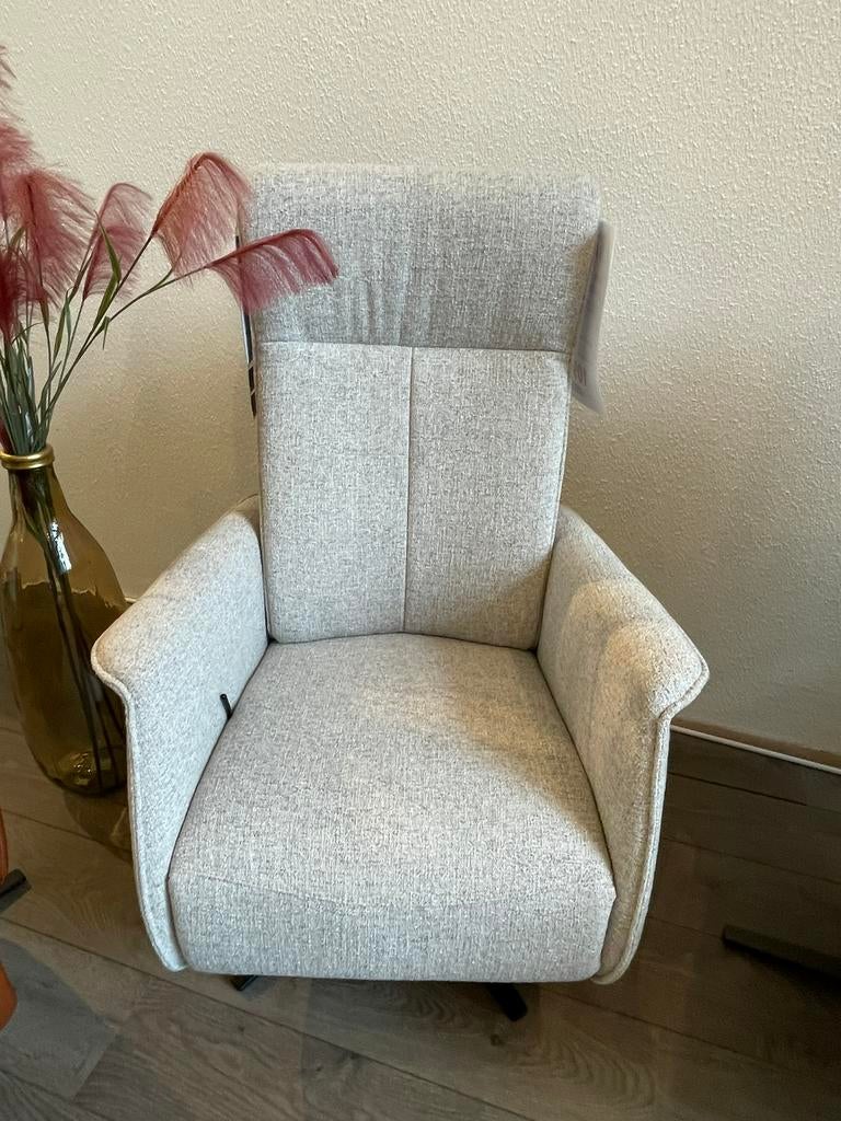 Lerira relaxfauteuil, Ophalen, Stof, Minder dan 50 cm