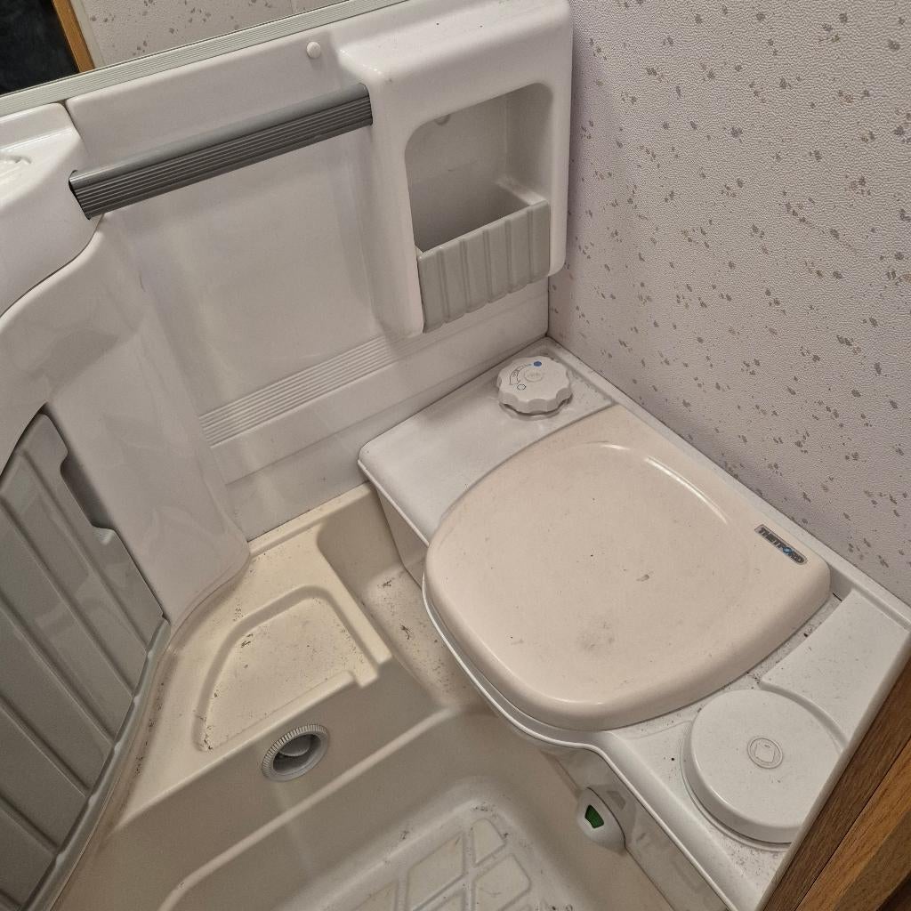 Knaus, Rondzit, 750 - 1000 kg, Particulier, 5 tot 6 meter