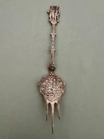 zilveren vork, Ophalen